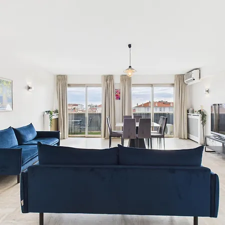 -300m Palais- Seaview-a/c-wifi-spacieux