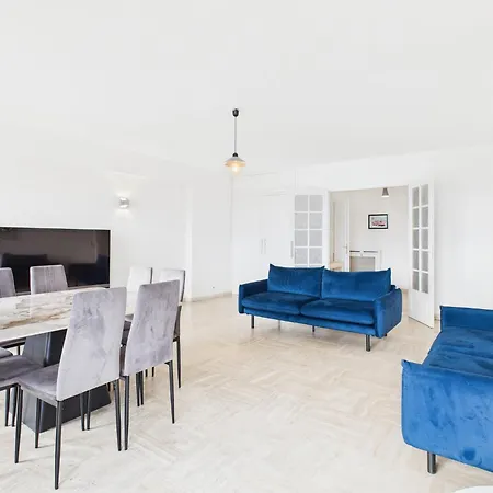 Apartment -300m Palais- Seaview-a/c-wifi-spacieux Cannes