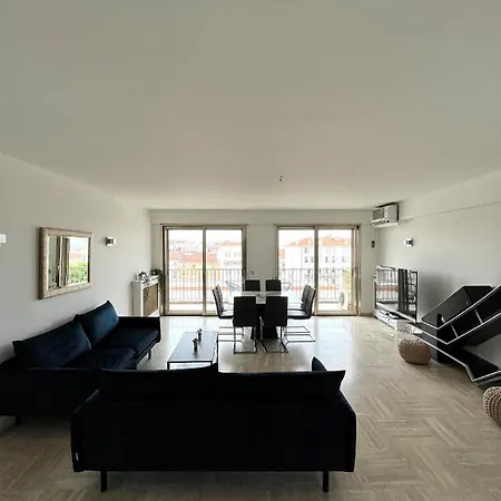 Apartment -300m Palais- Seaview-a/c-wifi-spacieux *