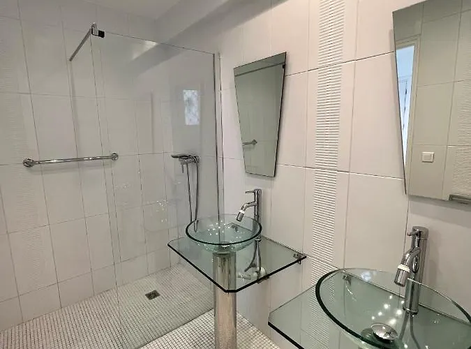 -300m Palais- Seaview-a/c-wifi-spacieux * Κάννες