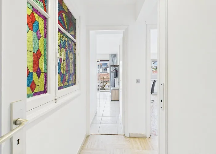 -300m Palais- Seaview-a/c-wifi-spacieux Διαμέρισμα *