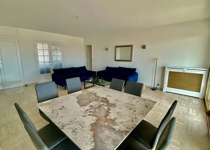 -300m Palais- Seaview-a/c-wifi-spacieux Cannes